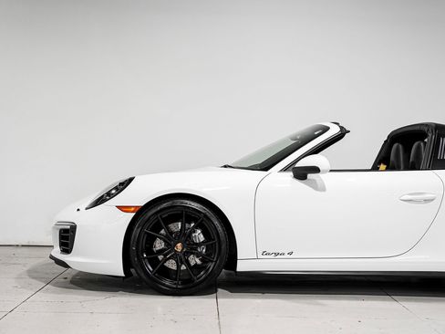 Used 2017 Porsche 911 Targa 4 AWD/4WD image 45