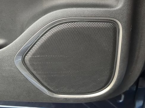 Used 2017 Lincoln MKX Reserve w/ Lincoln MKX Climate Package image 32