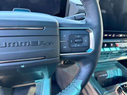 Used 2025 GMC Hummer EV 3X w/ Extreme Off-Road Package image 18