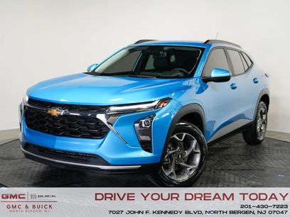 Used 2025 Chevrolet Trax LT w/ Driver Confidence Package