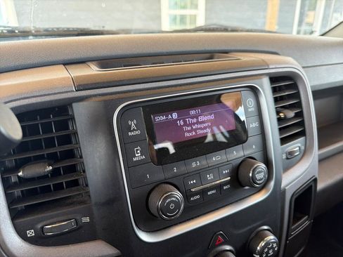 Used 2014 RAM 1500 Express AWD/4WD image 20
