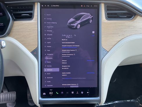 Used 2018 Tesla Model X 75D AWD/4WD image 18