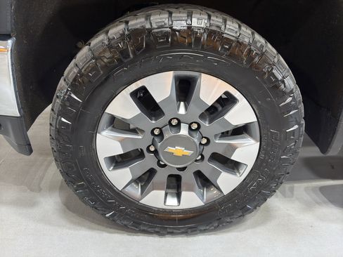 Used 2021 Chevrolet Silverado 2500 LT w/ All Star Edition image 10