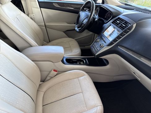 Used 2018 Lincoln MKC Black Label FWD image 18