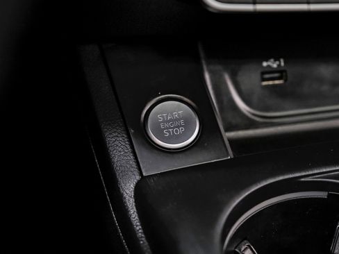 Used 2018 Audi A4 2.0T Premium w/ Convenience Package image 27