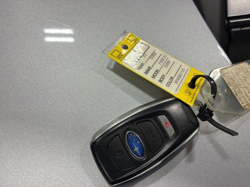 Used 2022 Subaru Forester Premium image 31