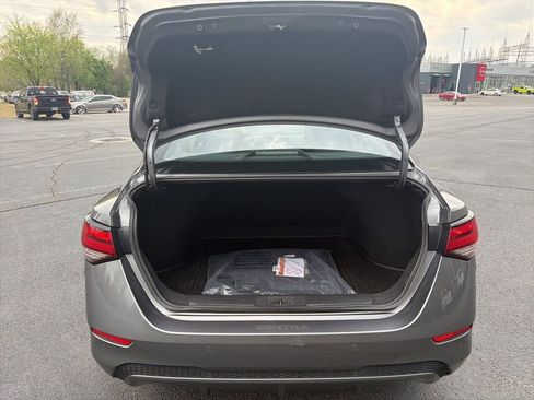 Used 2023 Nissan Sentra S FWD image 17