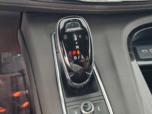 Used 2021 Cadillac Escalade ESV Sport w/ Driver Assist Tech Package AWD/4WD image 33