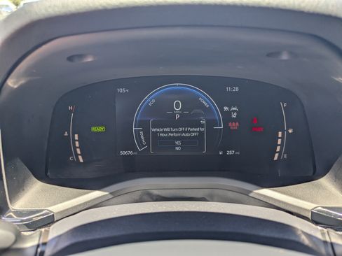 Used 2025 Toyota Camry LE FWD image 30