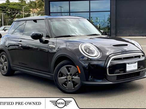 Certified 2024 MINI Cooper SE image 1