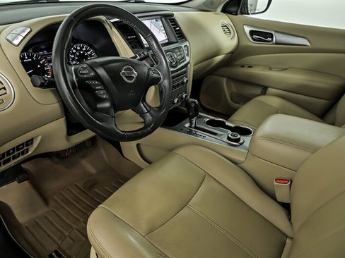 Used 2017 Nissan Pathfinder SL w/ SL Premium Package AWD/4WD image 15