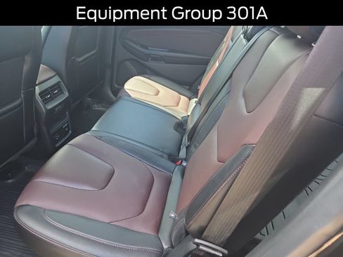Used 2022 Ford Edge Titanium w/ Equipment Group 301A AWD/4WD image 11