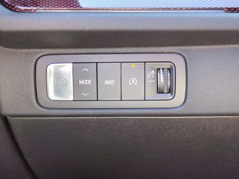 New 2026 Chevrolet Traverse RS AWD/4WD image 18