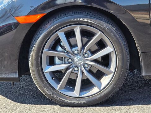 Used 2019 Honda Civic EX image 9