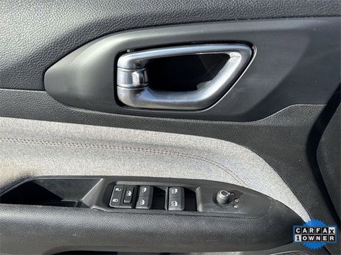 Used 2022 Jeep Compass Latitude image 26