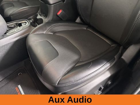 Used 2022 Jeep Cherokee Limited image 12