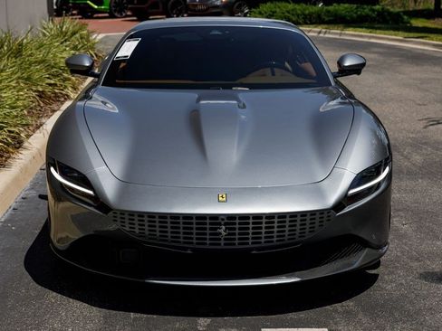 Used 2022 Ferrari Roma RWD image 8