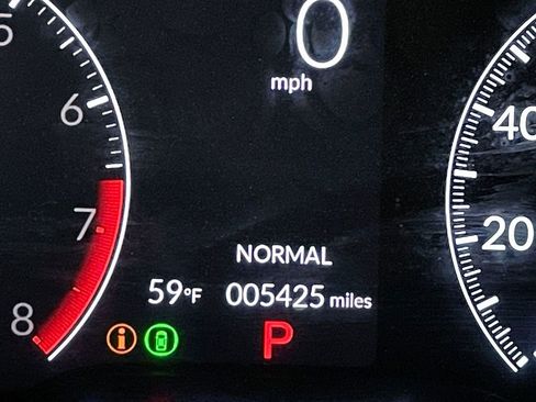 Used 2025 Honda Civic Sport image 6