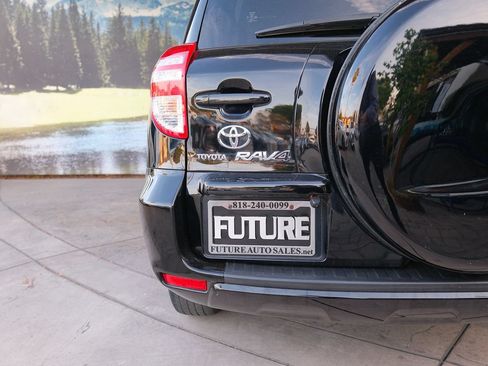 Used 2009 Toyota RAV4 2WD image 35