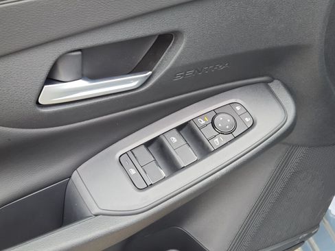 Used 2026 Nissan Sentra SV w/ SV Convenience Package FWD image 20