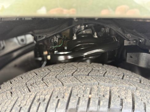 Used 2025 Lexus GX 550 w/ Accessory Package (31) image 48