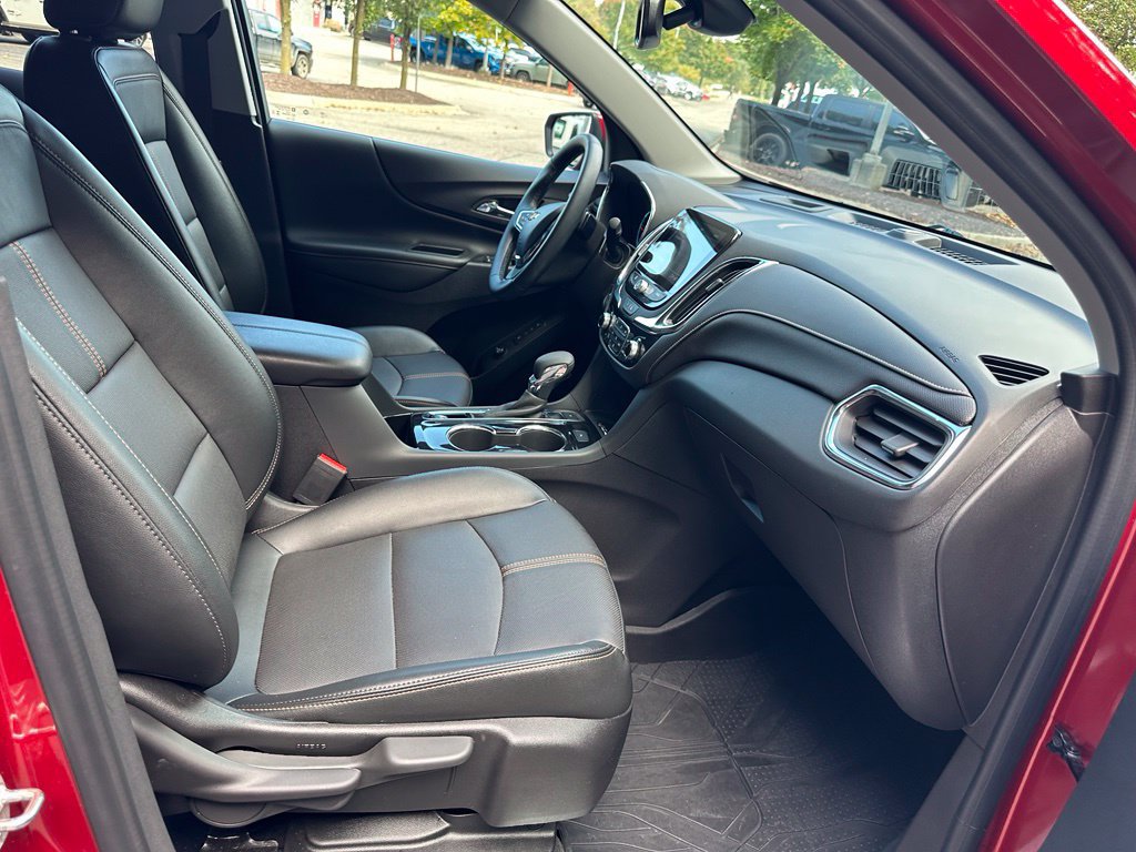 Certified 2024 Chevrolet Equinox Premier w/ LPO, Floor Liner Package AWD/4WD image 29