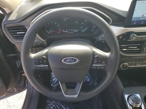 Certified 2020 Ford Escape SE image 21