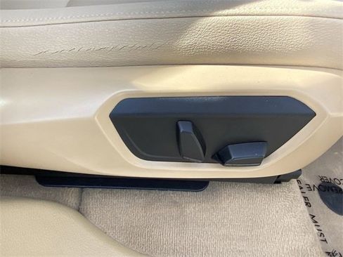 Used 2015 BMW X3 sDrive28i image 12