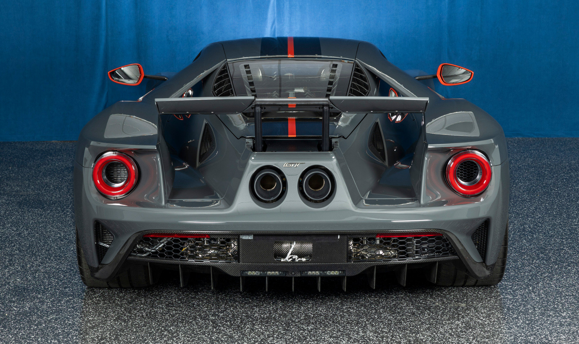 Used 2020 Ford GT Carbon Series RWD image 8
