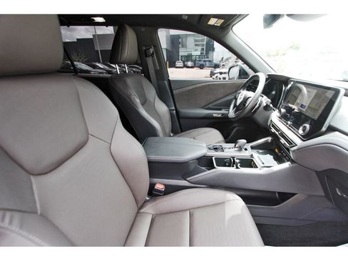 Used 2025 Lexus TX 350 FWD w/ Technology Package image 11