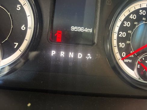 Used 2019 RAM 1500 Express w/ Express Value Package image 4