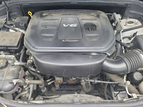 Used 2018 Jeep Grand Cherokee Laredo image 30