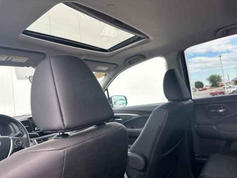 Used 2023 Honda Ridgeline RTL-E image 21