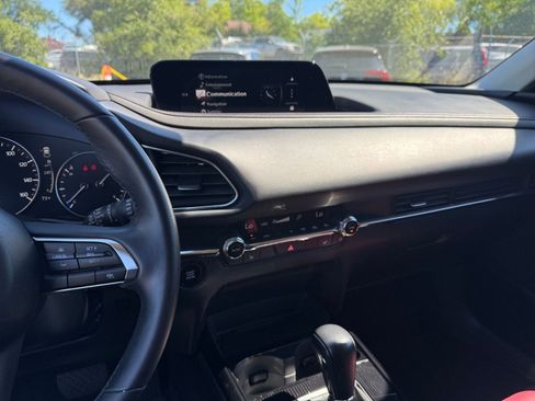 Used 2025 MAZDA CX-30 AWD 2.5 S w/ Preferred Package image 17