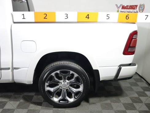 Used 2019 RAM 1500 Limited AWD/4WD image 15