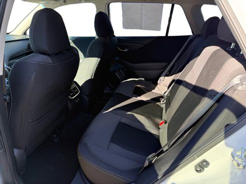 Used 2022 Subaru Outback Premium image 16