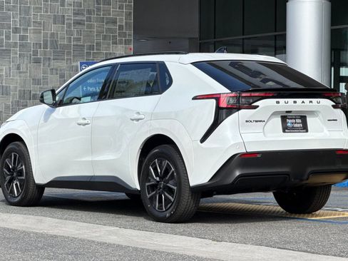 New 2026 Subaru Solterra Premium image 6