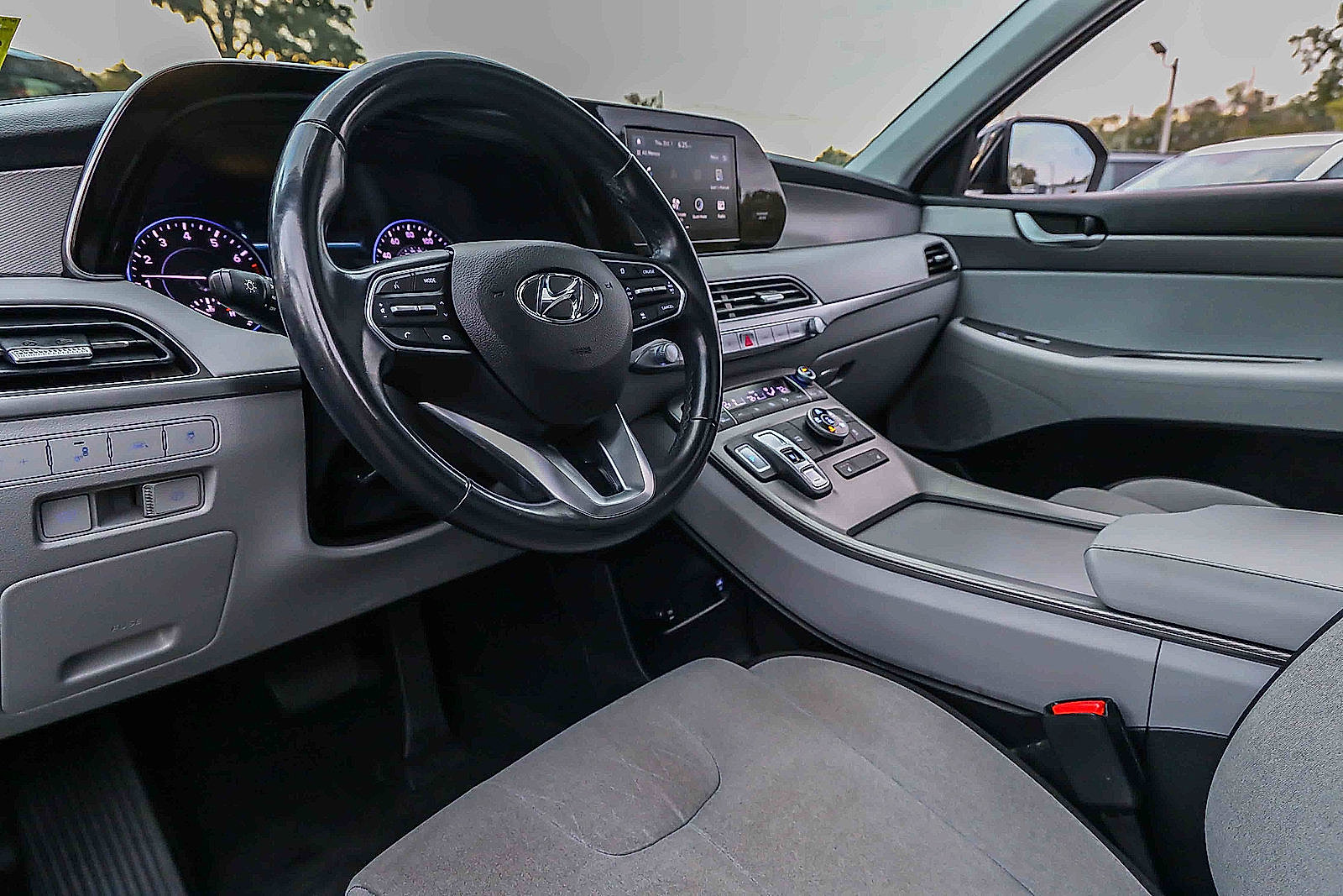 Used 2021 Hyundai Palisade SEL w/ Convenience Package AWD/4WD image 7