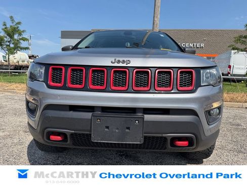 Used 2018 Jeep Compass Trailhawk w/ Leather Interior Group AWD/4WD image 7