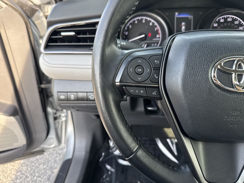 Used 2024 Toyota Camry SE w/ Convenience Package FWD image 19