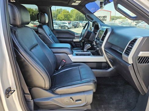 Used 2017 Ford F150 Lariat image 24