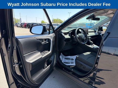 Used 2024 Toyota RAV4 XLE AWD/4WD image 14