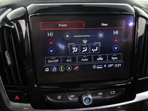 Used 2023 Chevrolet Traverse LT w/ LT Premium Package image 53