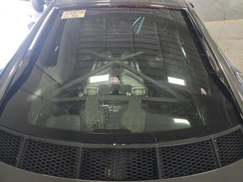 Used 2018 Audi R8 V10 plus image 11