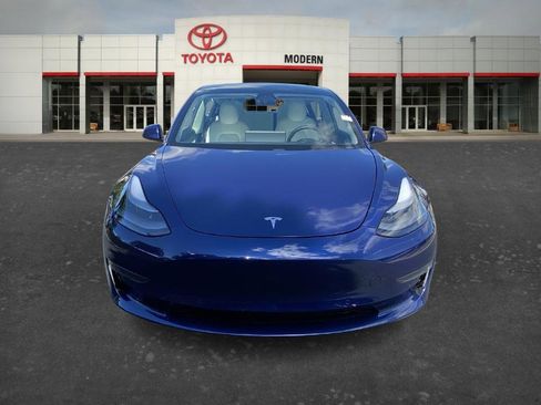 Used 2021 Tesla Model 3 Standard Range Plus RWD image 2