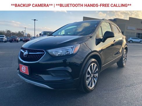 Used 2021 Buick Encore Preferred image 3