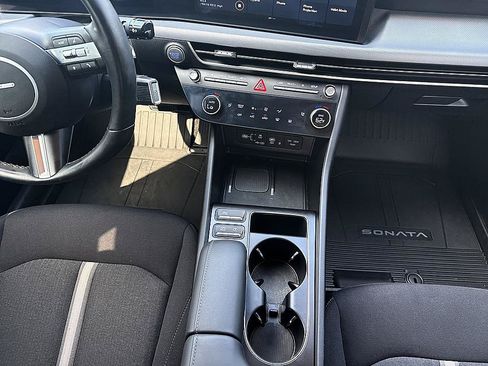 Used 2025 Hyundai Sonata SEL FWD image 18