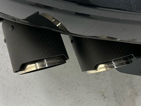 Used 2023 Chevrolet Corvette Stingray Premium Conv w/ Z51 Performance Package image 16