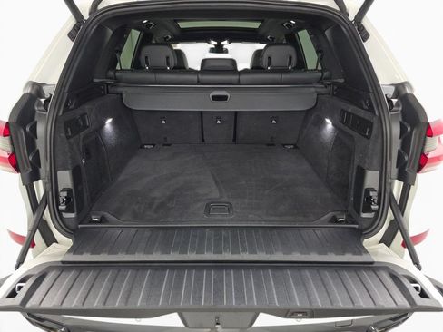 Used 2023 BMW X5 xDrive40i w/ M Sport Package AWD/4WD image 10