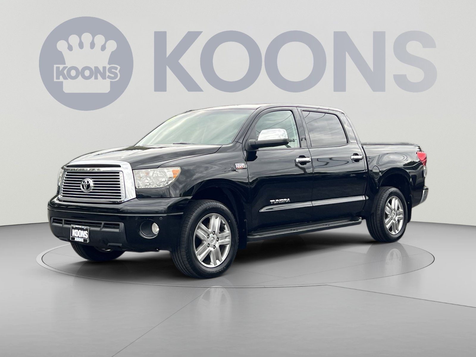 Used 2011 Toyota Tundra Limited w/ Memory Pkg AWD/4WD image 1